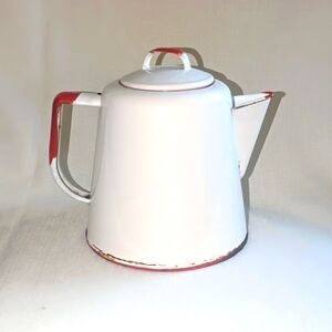 Enamelware Farmhouse Kettle 1910's